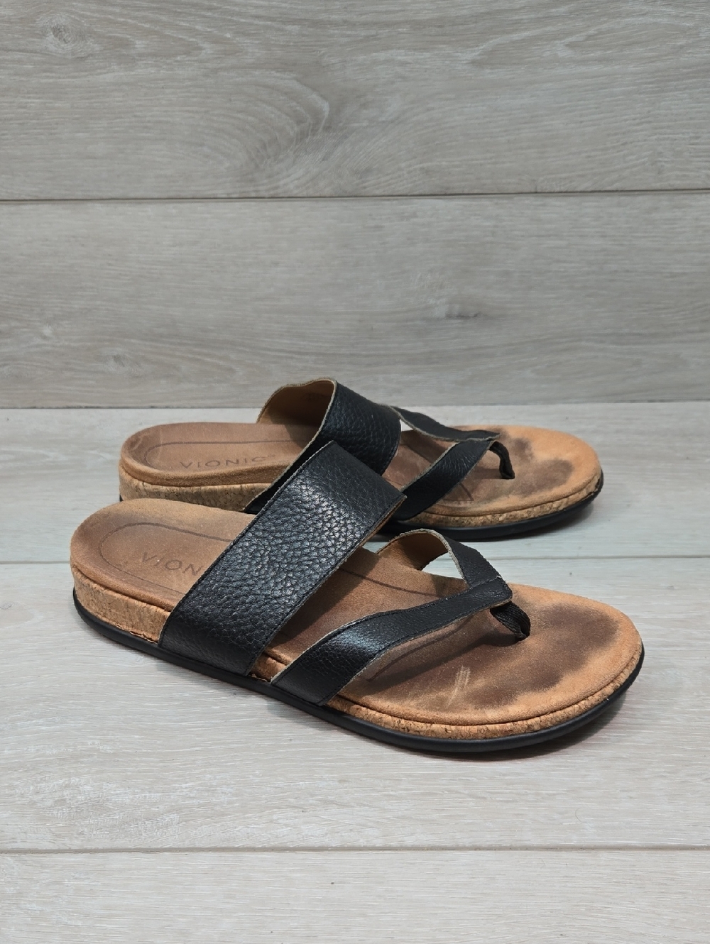 Vionic Women Marvina Black Leather Slide Sandals with Toe Loop Shoes Sz 7